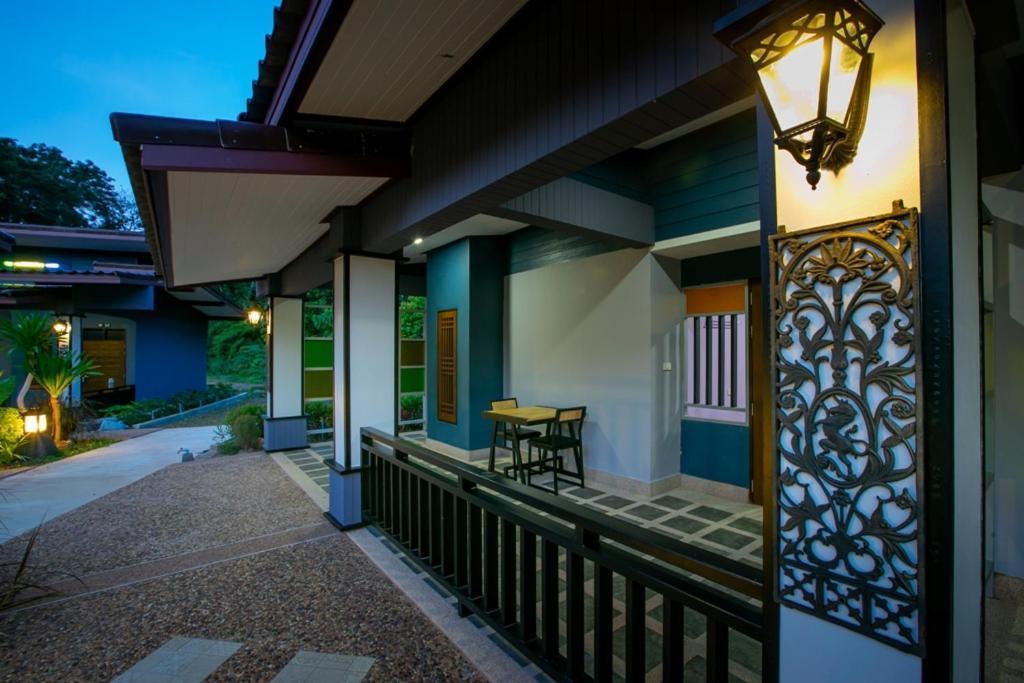 Loft Vintage Chalet Resort Ko Lanta Dış mekan fotoğraf