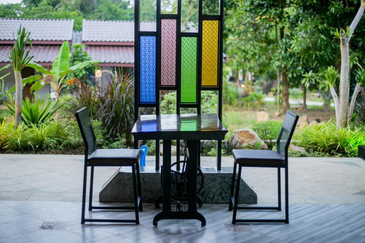 Loft Vintage Chalet Resort Ko Lanta Dış mekan fotoğraf